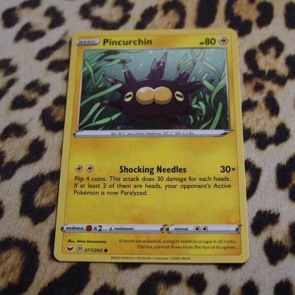 Pincurchin 077/202 Pokemon Card - Picture 1 of 1